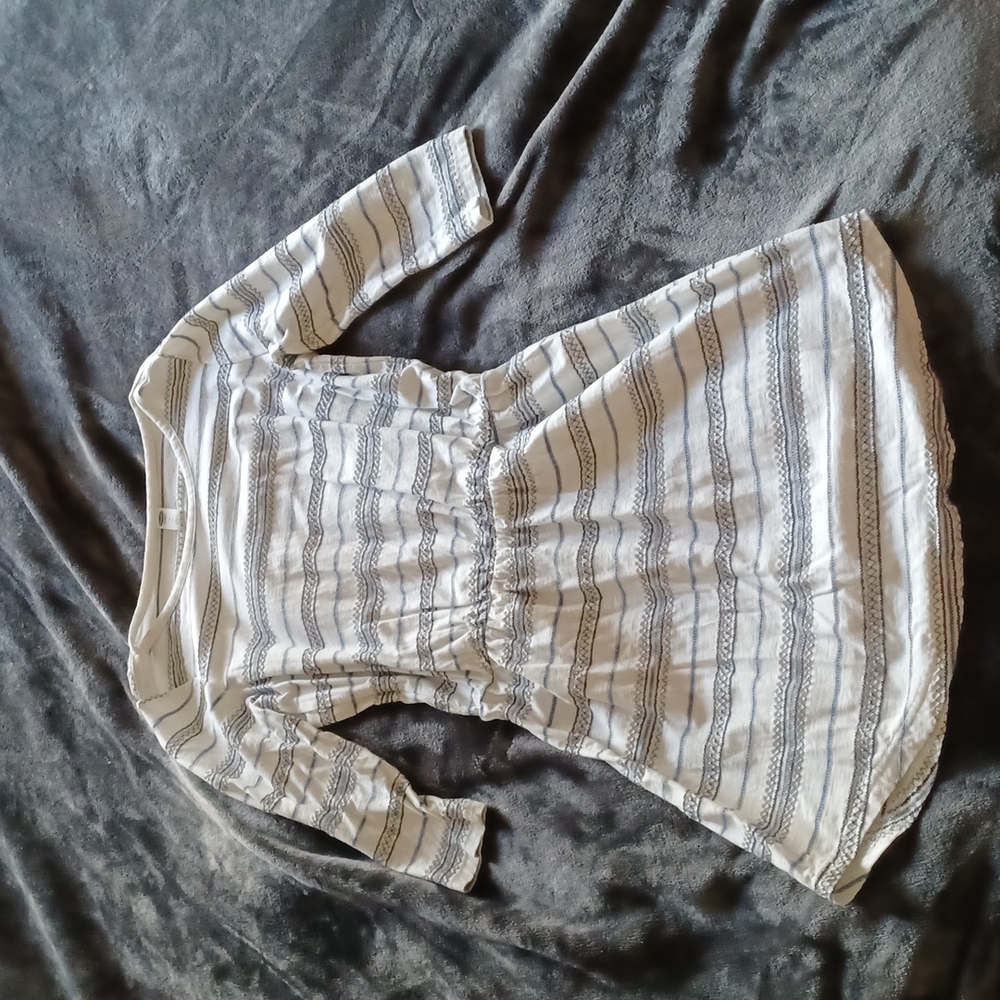 Old Navy embroidered dress